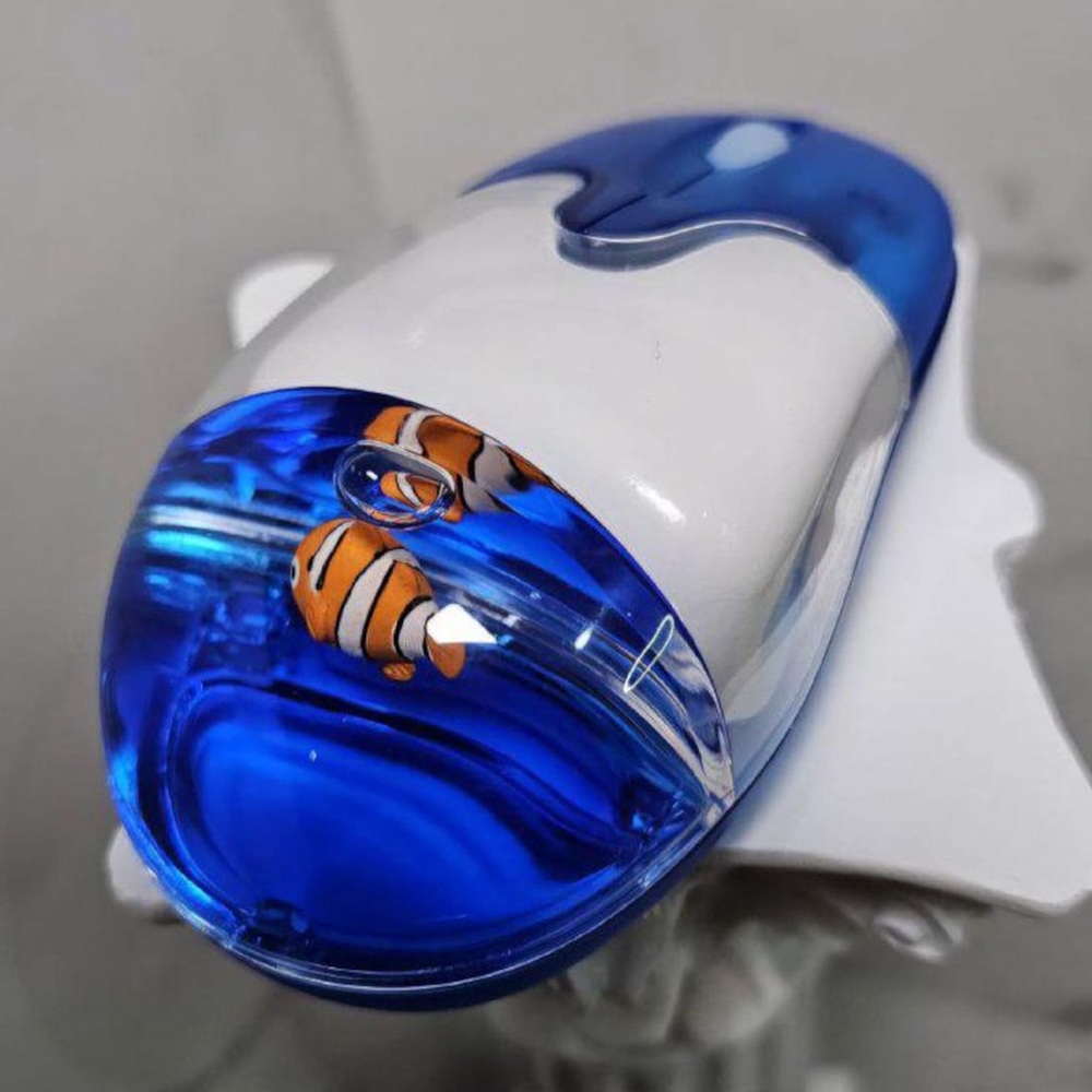 Frutiger Aero Clownfish Aquamouse
